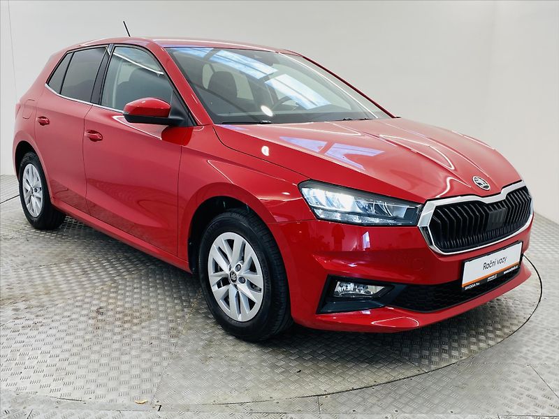Škoda Fabia 1,0 TSI 85kW Top Selection - fotka 20 z 24