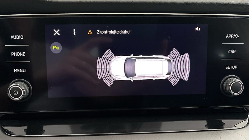 Škoda Octavia 2.0 TDI Ambition Combi - fotka 12 z 24