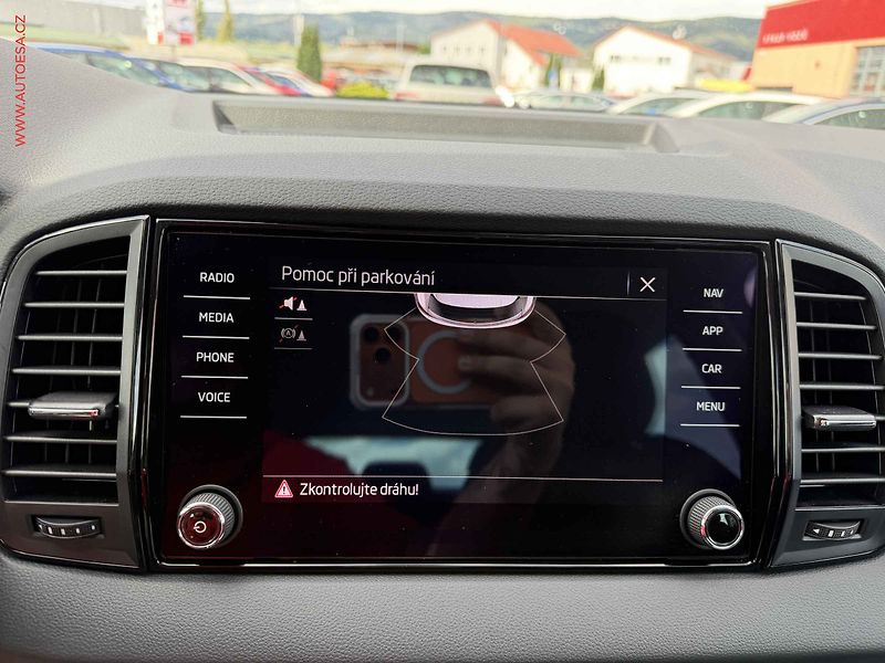 Škoda Karoq (2025) 1.5 TSI, 1.maj,ČR, Selection - fotka 17 z 17
