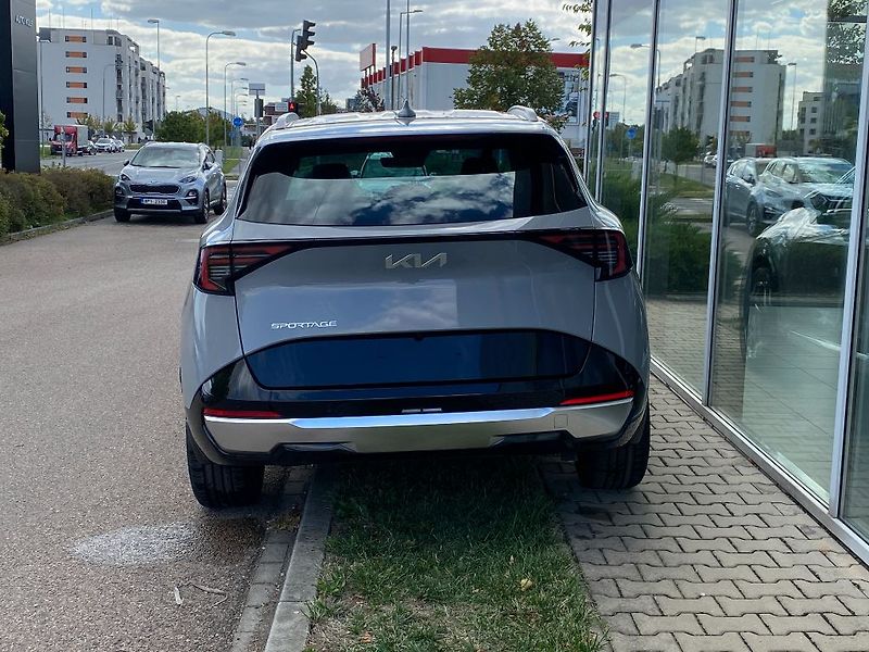Kia Sportage TOP 1,6 T-GDi GPF 7DCT 110kW/1 - fotka 7 z 12
