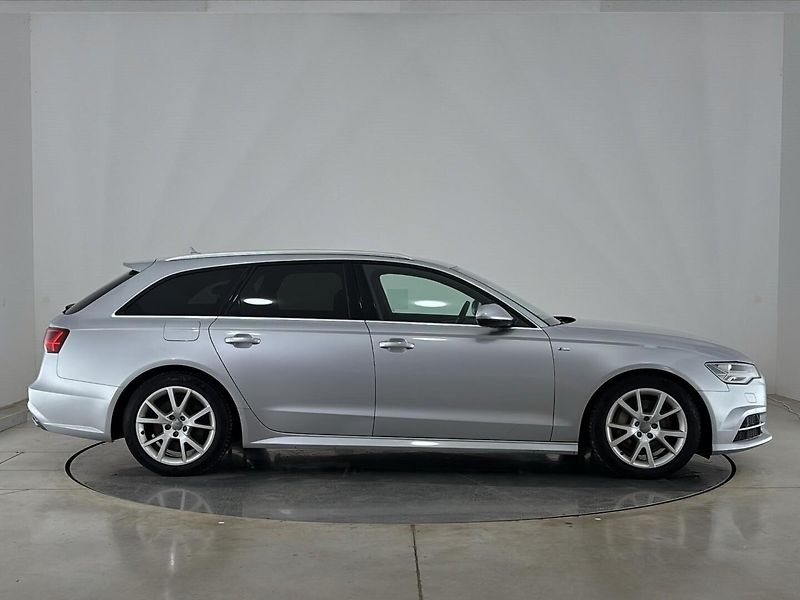 Audi A6 quattro S tronic - fotka 16 z 29