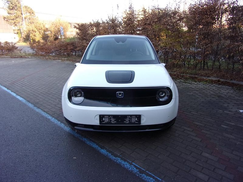 Honda e - fotka 2 z 23