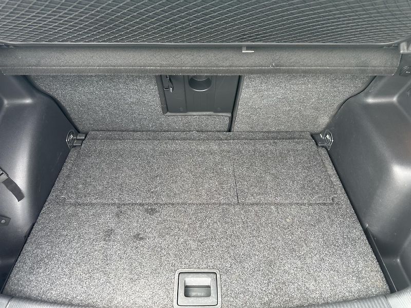 Volkswagen Golf Plus 1.2 TSI BMT - fotka 26 z 28