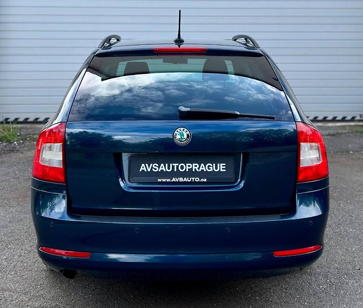 Škoda Octavia (2012) 2 FL COMBI 1.6 TDI DSG 2012 - fotka 5 z 27