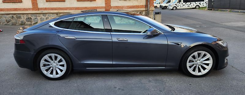 Tesla Model S (2020) 100D*LONG*RANGE*RAVEN*AWD* - fotka 3 z 48