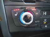 Audi A4 (2013) 2.0 TDI, 4x4, AT, S-Line - náhled 33