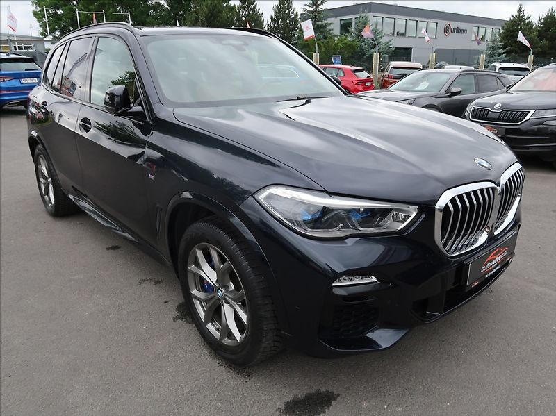 BMW X5 3,0 d,195kW,M-paket,NovéČR,DPH - fotka 2 z 28