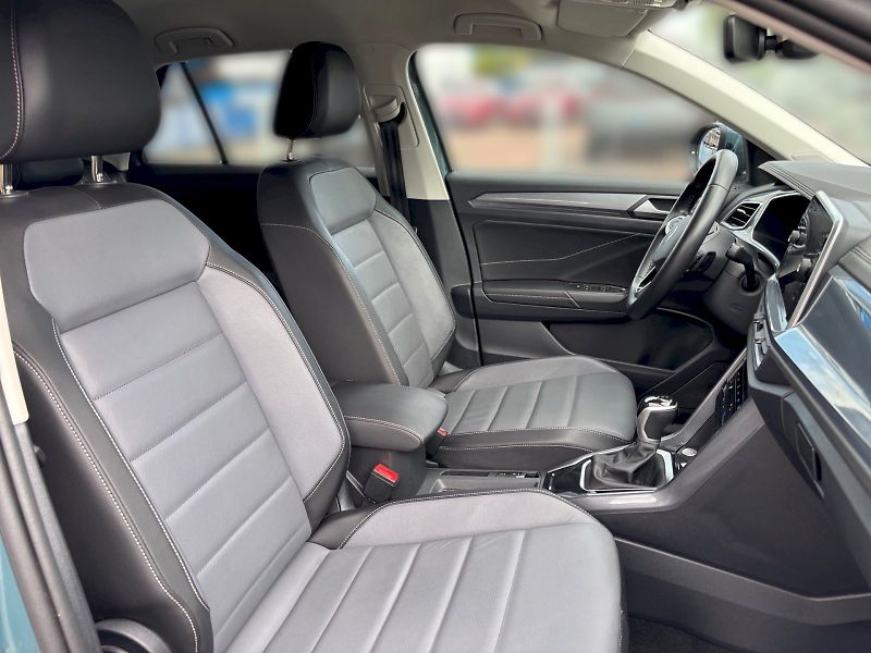 Volkswagen T-Roc (2023) STYLE 1,5 TSI 110 KW DSG - fotka 21 z 29