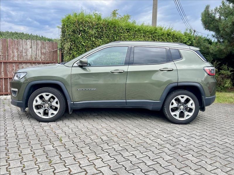 Jeep Compass 1,4 m-Air LIMITED my19 - fotka 3 z 45