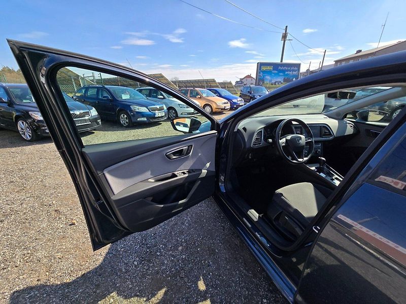 Seat Leon (2021) 1.5 TSGi Style DSG - fotka 9 z 22