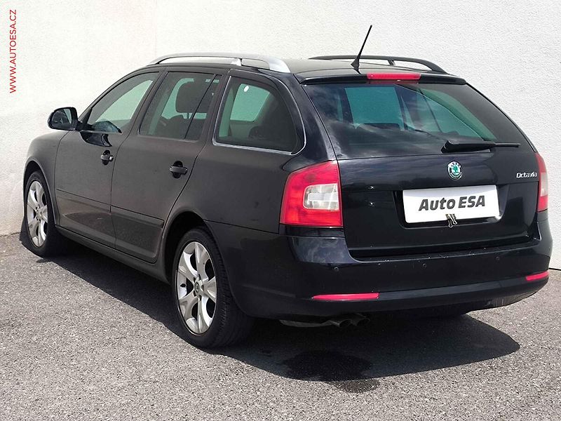 Škoda Octavia (2012) 1.4 TSI, ČR, servis.kniha - fotka 6 z 19