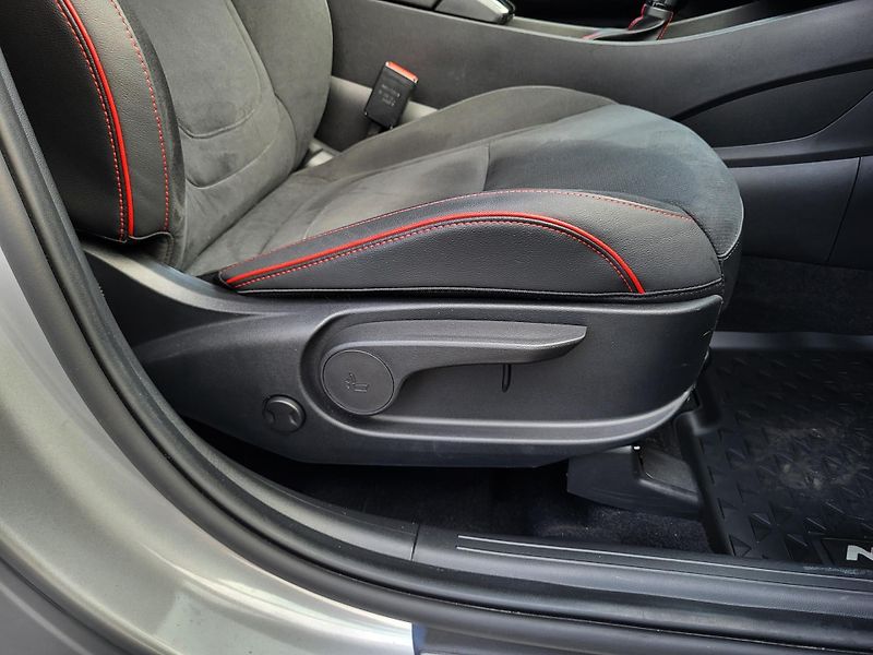 Hyundai Tucson 1.6 T-GDI mHEV 118kW 4x4 SMART - fotka 24 z 41