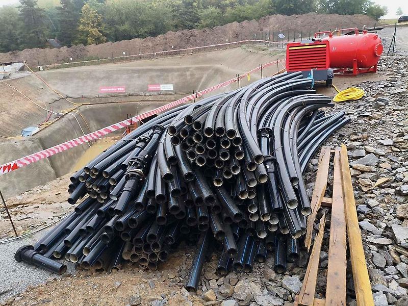 Slavnostní zahájení ražby průzkumné štoly pojmenované Marie v místě budoucího tunelu Kamenná Vrata na dálnici D3.