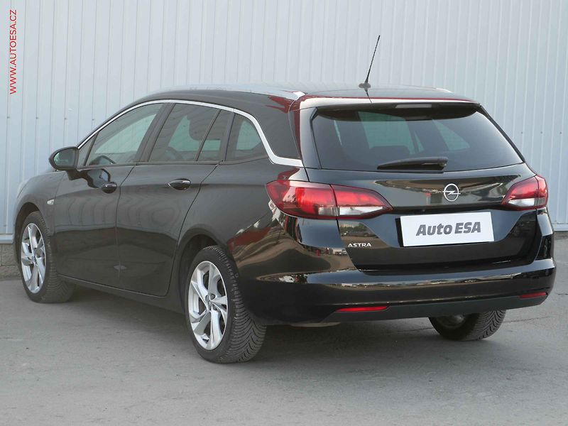 Opel Astra (2021) 1.2T, 1.maj,ČR, AC, LED - fotka 6 z 21