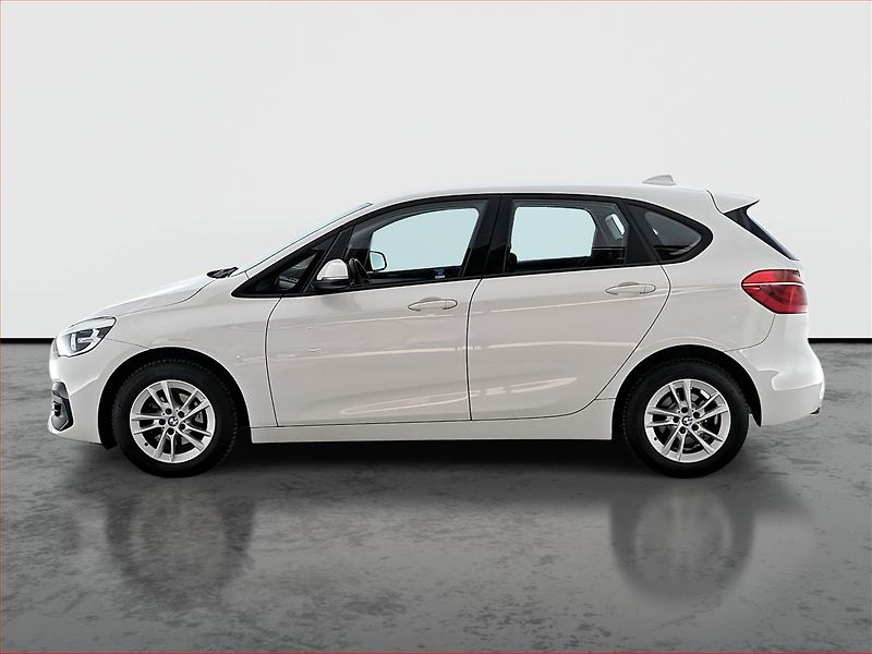 BMW Řada 2 (2019) 216i Active Tourer, Serv.kniha - fotka 3 z 20