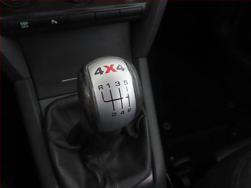 Škoda Octavia (2008) Scout 2.0 TDI, 4X4, Tempomat - fotka 13 z 16