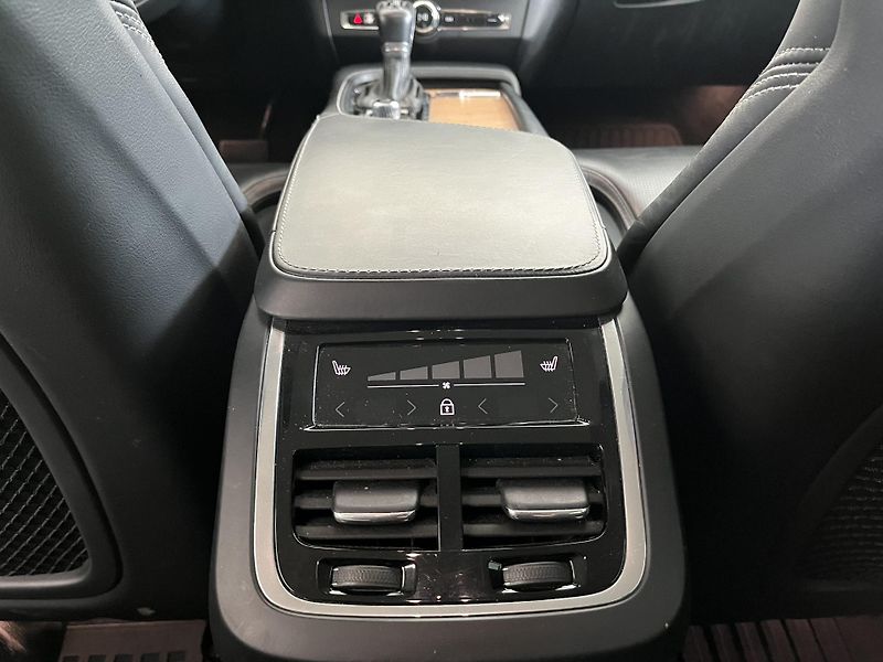 Volvo V90 (2019) - fotka 13 z 14