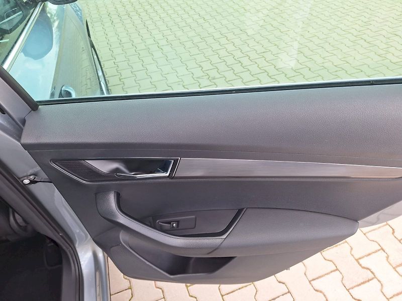 Škoda Karoq (2021) 1.5 TSI / 110 kW / 7DSG / Styl - fotka 28 z 35