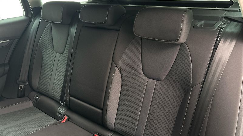 Škoda Octavia 2.0 TDI Style Combi - fotka 16 z 26