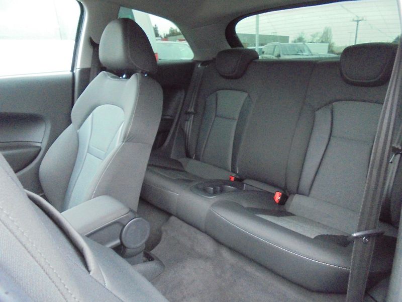 Audi A1 (2011) 1.6 TDI- NAVIGACE- KLIMA - fotka 11 z 11