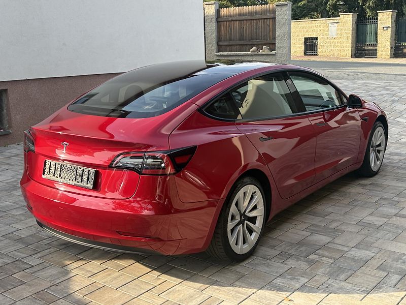 Tesla Model 3 (2023) SR+ 60, LFP, tazne, SOH:90% - fotka 3 z 13