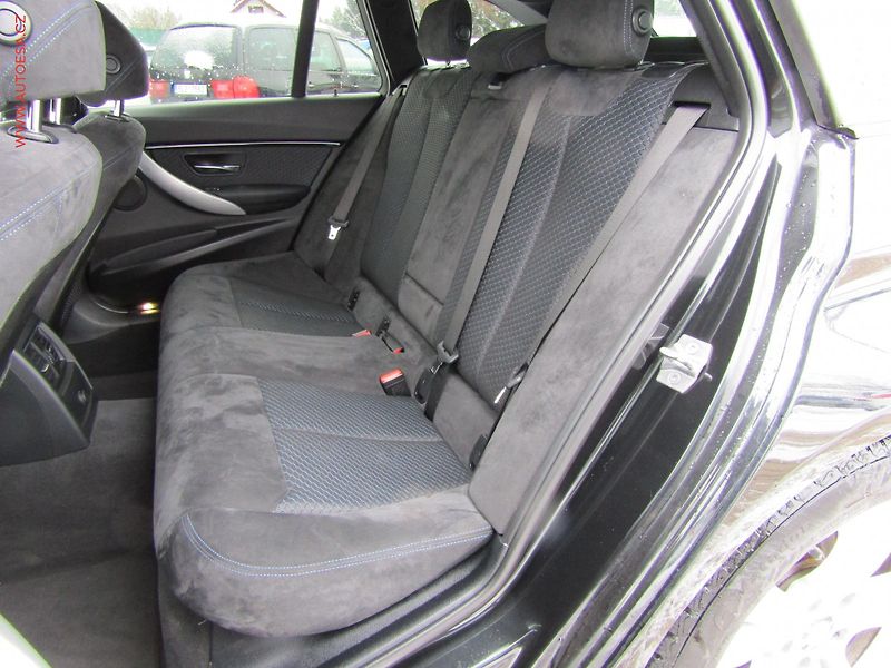 BMW Řada 3 (2016) 2.0d 318d, M Paket, AT - fotka 10 z 21