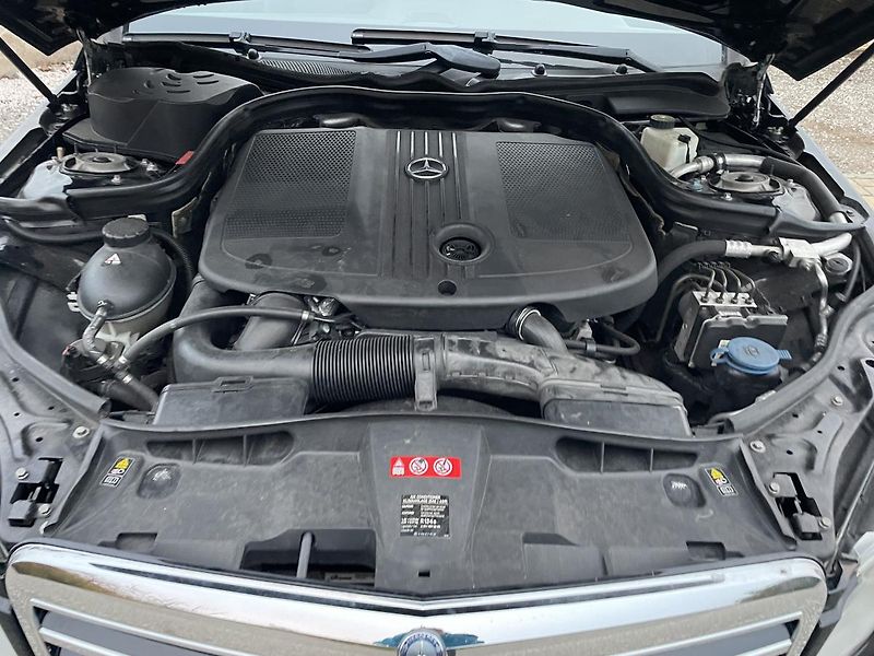 Mercedes-Benz Třídy E (2011) 250cdi T 4M 150kw - fotka 48 z 49