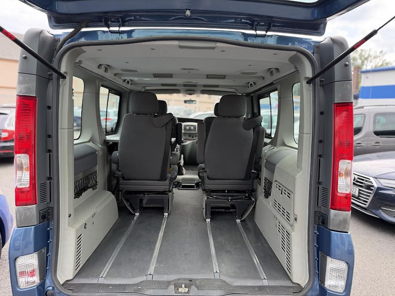 Opel Vivaro 1. Majitel, WESTFALIA - fotka 6 z 13