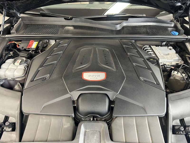 Porsche Cayenne (2023) 4.0 GTS VZDUCH SPORT CHRONO - fotka 32 z 32