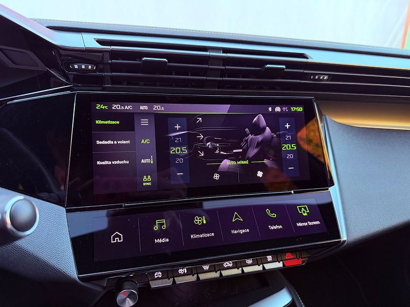 Peugeot 408 1.2 PureTech Aut. GT-Line, ČR - fotka 24 z 36