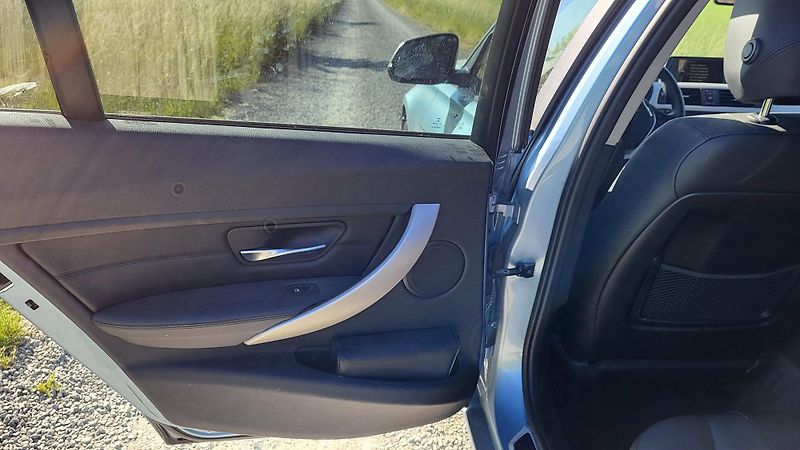 BMW Řada 3  320D XDRIVE   1MAJITEL ČR - fotka 20 z 37
