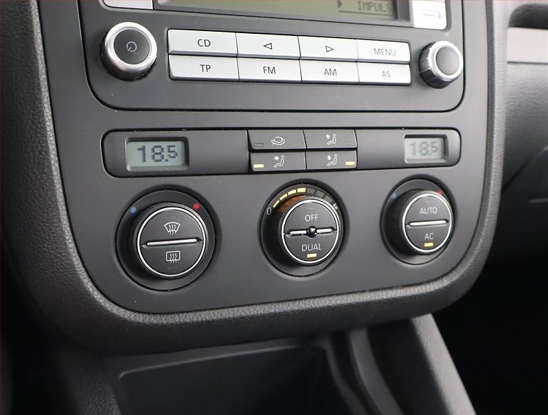 Volkswagen Golf (2008) 1.4 16V, nová STK, CZ doklady - fotka 15 z 15