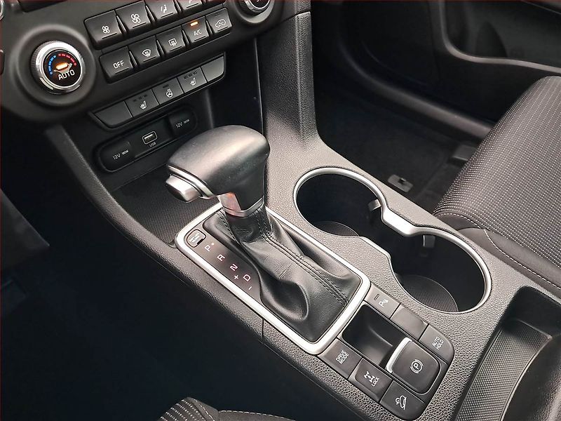 Kia Sportage (2021) 1.6 CRDi MHEV - fotka 16 z 18