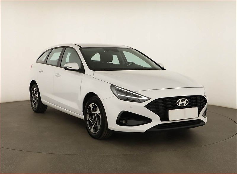 Hyundai i30 (2025) 1.5 DPI, Comfort, Výhř.okno - fotografie inzerátu