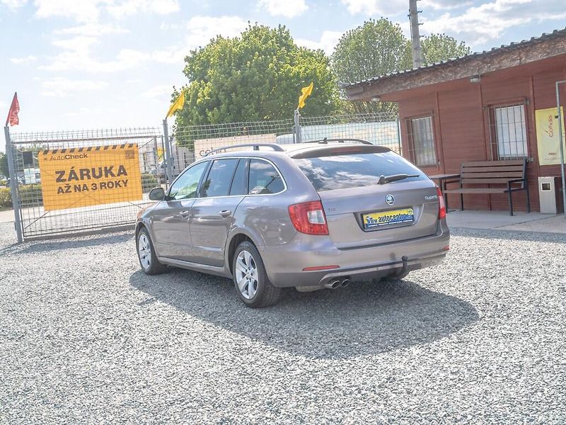 Škoda Superb (2013) ČR 2.0TDI 125KW man – NAVIGACE - fotka 7 z 46
