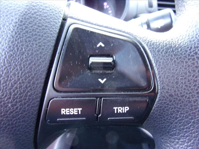 Kia Rio 1,3 CVVT - fotka 22 z 26