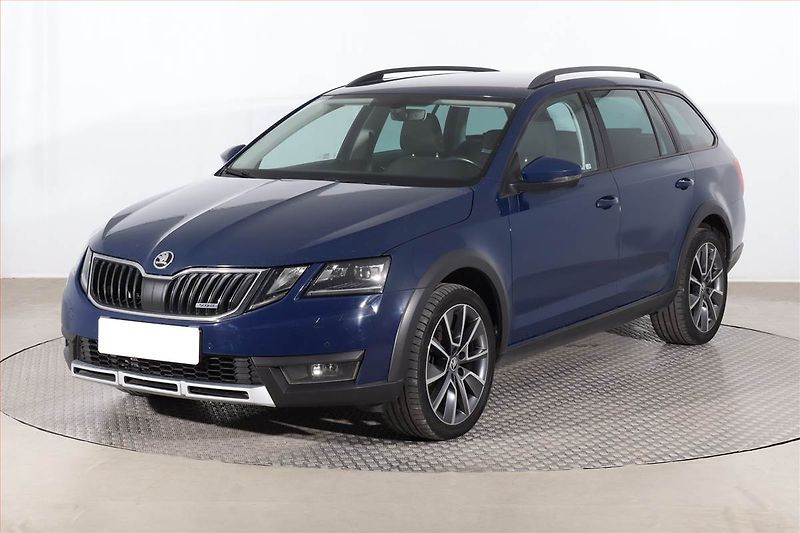Škoda Octavia (2017) Scout 2.0 TDI, 4X4, Automat - fotka 2 z 27