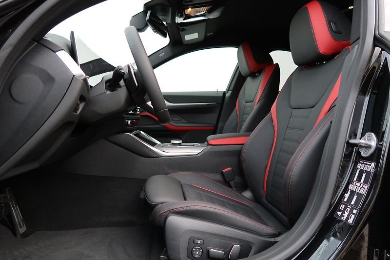 BMW Řada 4 M440i xDrive Gran Coupé - fotka 2 z 6
