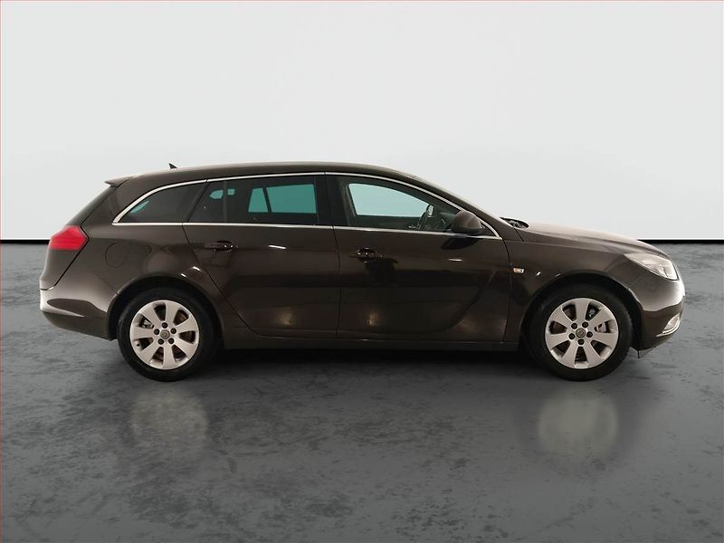 Opel Insignia (2011) 2.0 CDTI, Serv.kniha, Navi - fotka 6 z 21