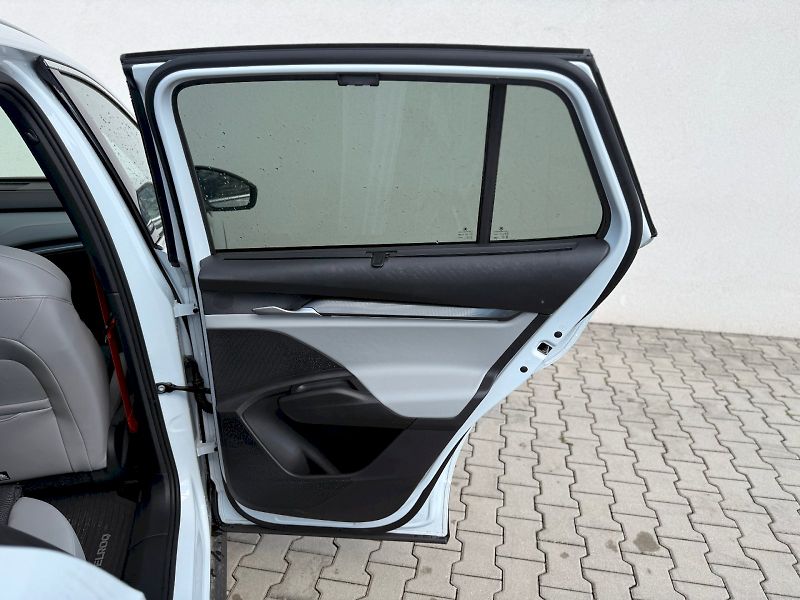 Škoda Elroq (2025) 85, 82 KWH 210 KW - fotka 15 z 38