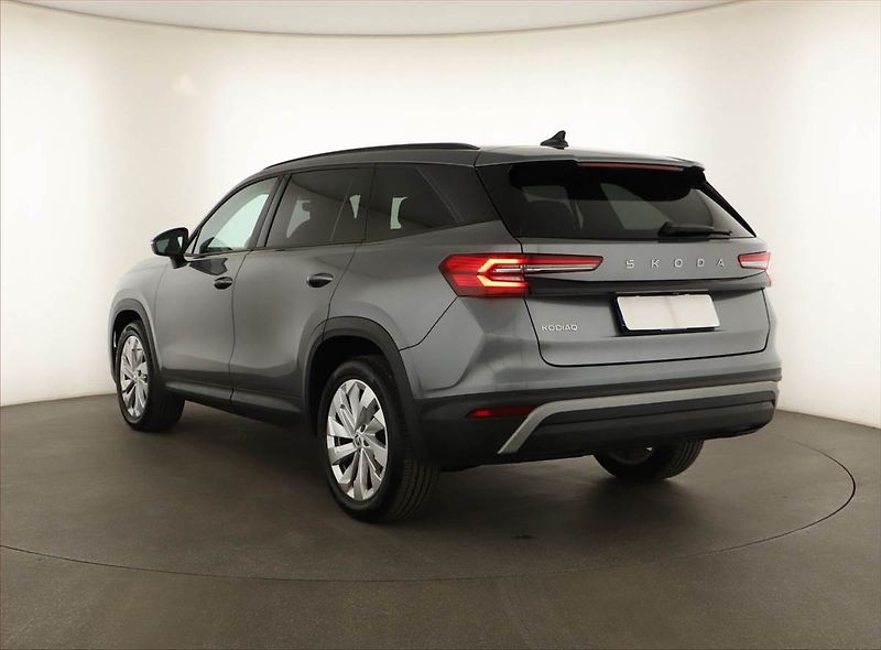 Škoda Kodiaq (2025) 1.5 TSI, Selection, FullLed - fotka 4 z 18