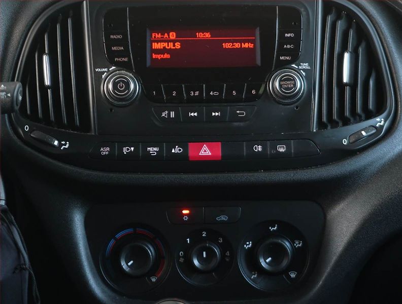 Fiat Dobló (2017) Maxi 1.6 MultiJet, 5Míst, ČR - fotka 12 z 15
