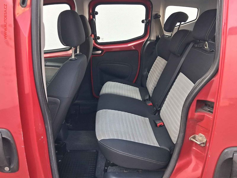Fiat Qubo (2010) 1.4i, ČR - fotka 10 z 16