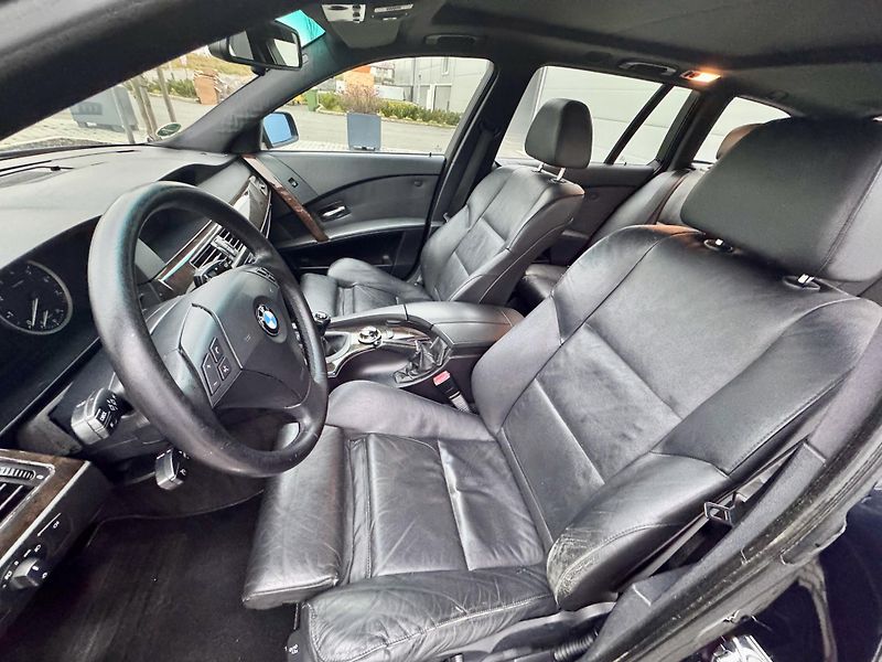 BMW Řada 5 (2005) 530i MANUÁL M-Paket PDC Navi - fotka 9 z 16