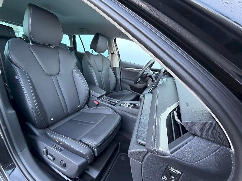 Škoda Octavia (2025) 1.5 TSI 110kW DSG Exclusive Se - fotka 31 z 35