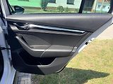 Škoda Octavia SCOUT 2.0 TDI DSG MATRIX - náhled 52