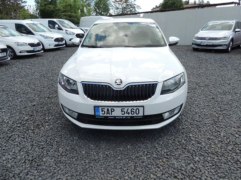 Škoda Octavia (2016) 1.6TDi,81kw,AMB,ČR,2.majitel - fotka 2 z 42