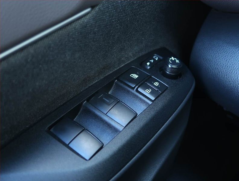 Toyota Yaris Cross (2022) 1.5 VVT-iE - fotka 18 z 21
