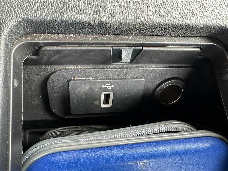 Ford Mustang 5,0 V8 331kW - CZ - AUTOMAT - fotka 27 z 42