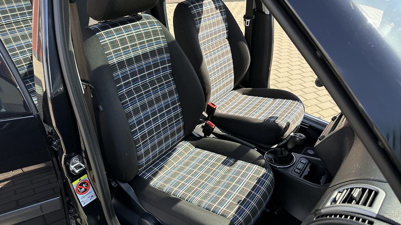 Škoda Roomster 1.2TSi*63kW*STYLE-EDITION*TOP* - fotka 31 z 37